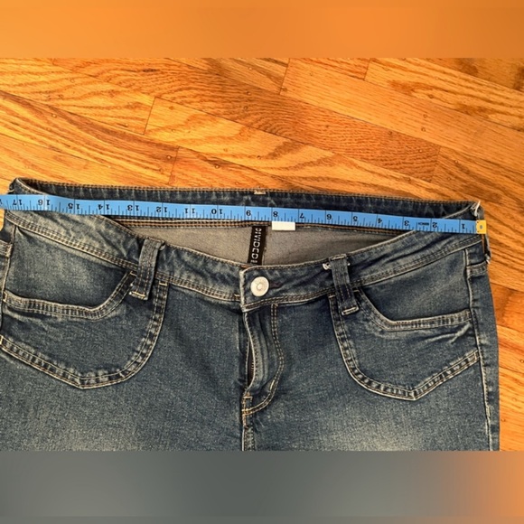 H&M Divided Classic Blue Women's Jeans - Size 12 - Picture 5 of 5